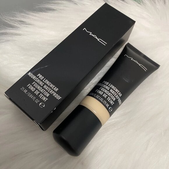 New Sealed MAC Pro Longwear Nourishing Waterproof Foundation~NC13~Full size 25ml
